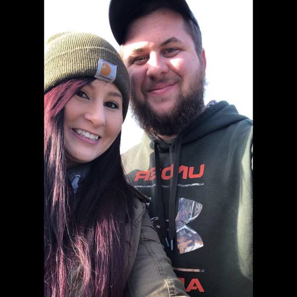 Meet your Posher, Courtney - Picture 1 of 1